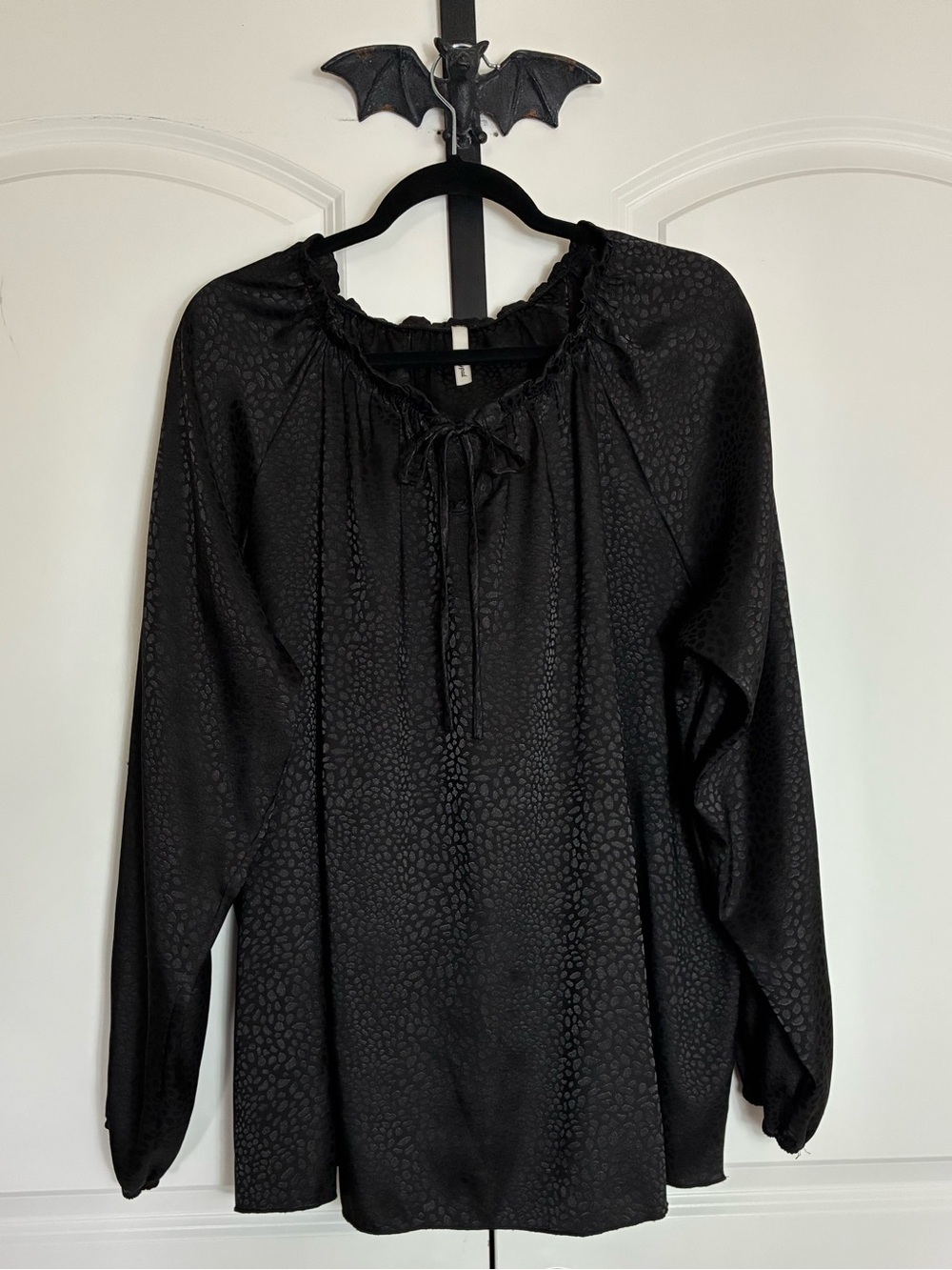 Gothic Black Tie-Neck peasant Blouse with Leopard Pattern lightweight size 2X